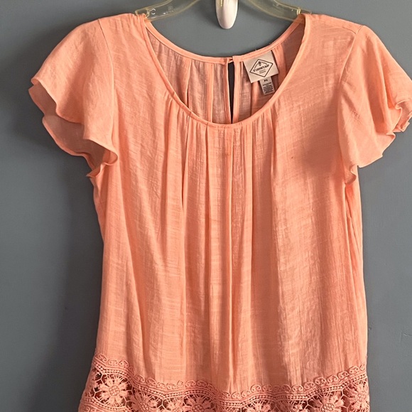 SELLING ST JOHN’S BAY WOMEN BLOUSE SIZE PS SHORT SLEEVE CONDITION PRE-OWNED - Picture 3 of 9